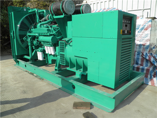 措美发电机租赁-厂家给大家介绍发电机失磁现象