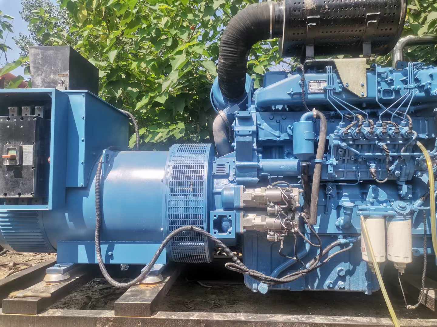 措美详细说明降低 800kW 柴油发电机输出电流波动的方法