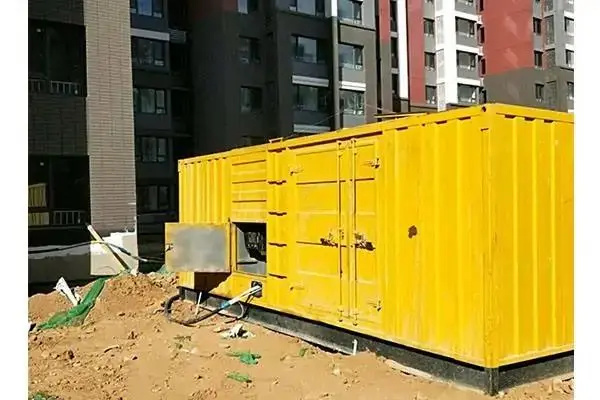 措美发电机租赁中燃油压力过低会对发动机的哪些部件造成损坏？