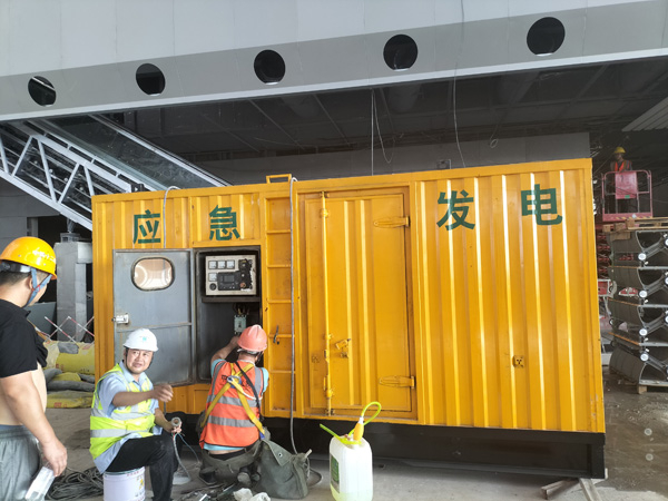 措美怎样判断空气滤清器是否需要更换?